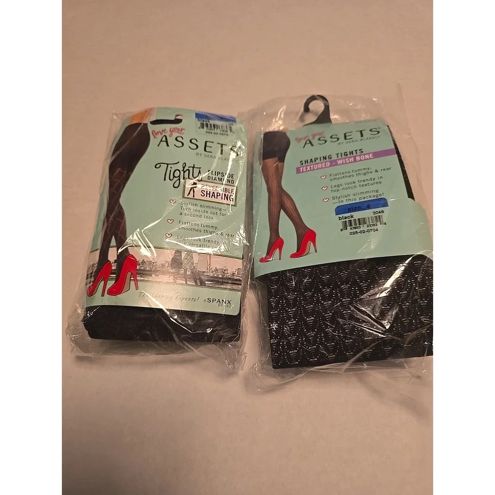 2 Pair Of Spanx Assets Shaping Tights Black Textured Wishbone/Diamond Size 4 NWT - Picture 1 of 9